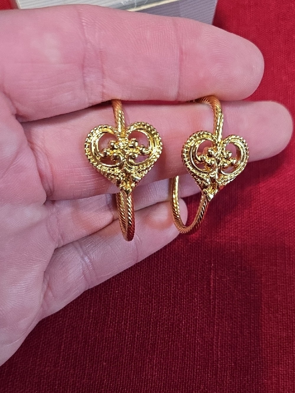 Avon 1992 Gold Heart Filigree Hoop Earrings - Women Jewelry